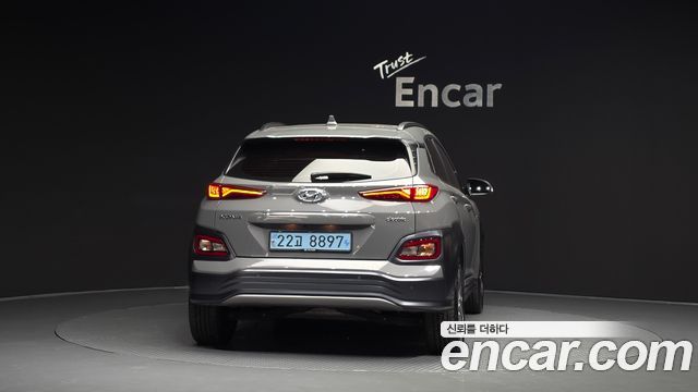 Hyundai Kona Premium - фото 3