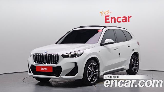 BMW X1 U11 xDrive 20i M Sport - фото 0