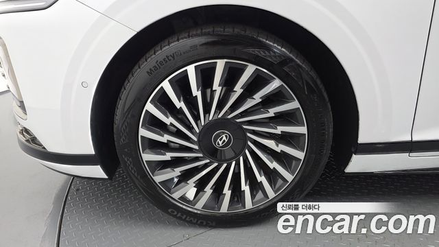Hyundai Grandeur GN7 2,5 Gasoline 2WD Calligraphy - фото 4