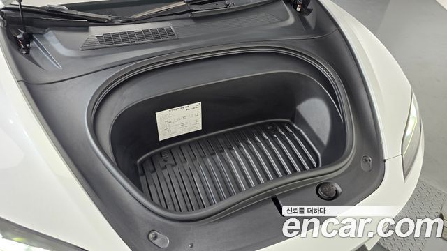 Tesla Model 3 Long Range AWD - фото 4