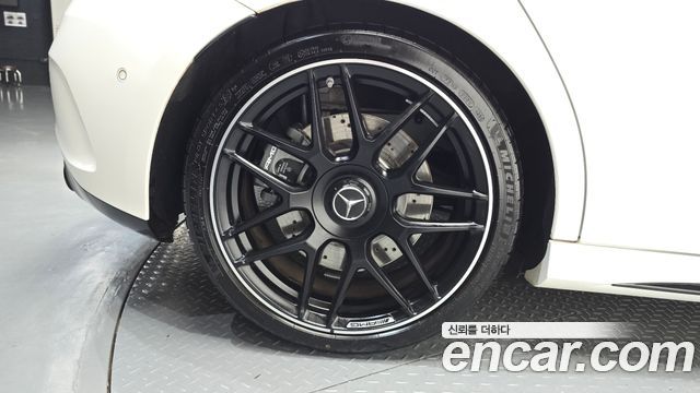 Mercedes-Benz A-Class W177 AMG A45 4MAITC+ Hatchback - фото 4