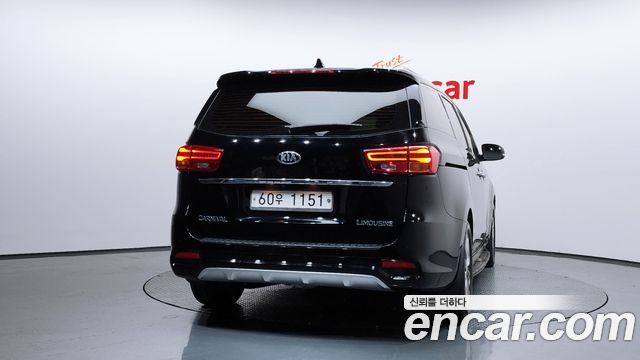 Kia Carnival Новый 7-Seater Limousine VIP - фото 3