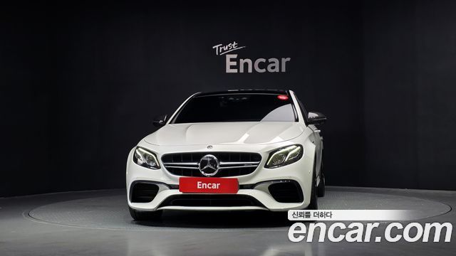 Mercedes-Benz E-Class W213 E63 AMG 4MATIC+ - фото 2