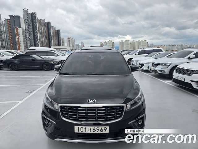 Kia Carnival Новый 9-Seater Prstige - фото 0