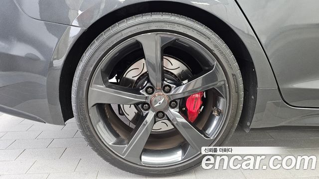 Genesis G70 3.3T Sport Prestige - фото 4