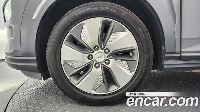 Hyundai Kona Modren - фото 4