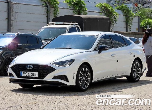 Hyundai Sonata DN8 2.0 Premium Plus - фото 2