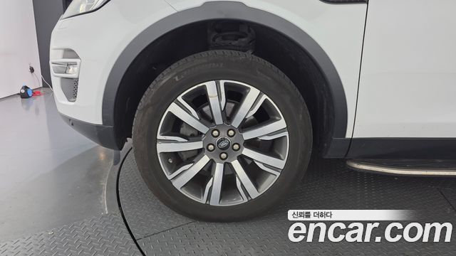 Land Rover Discovery Sport Sports 2.0 TD4 HSE Luxury - фото 4