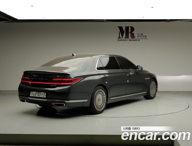 Genesis G90 3.8 AWD Premium Luxury - фото 2