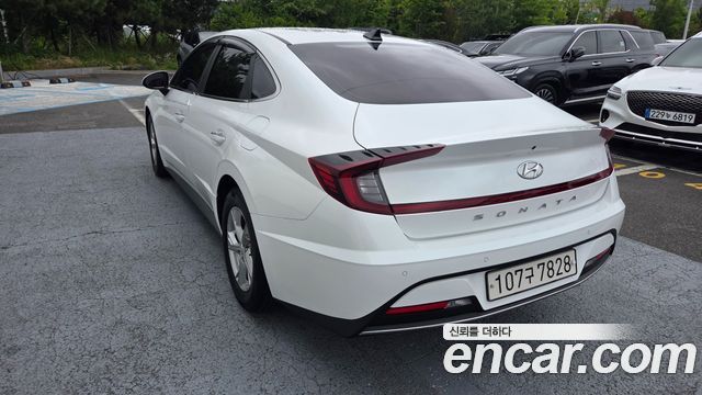 Hyundai Sonata DN8 2.0 Premium - фото 1