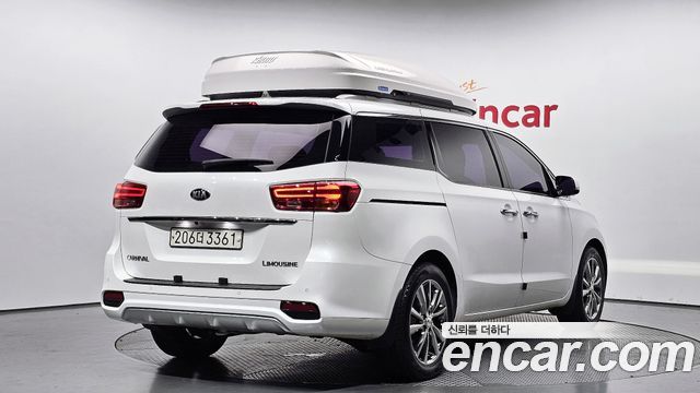 Kia Carnival Новый Gasoline 7-Seater Limousine President - фото 1