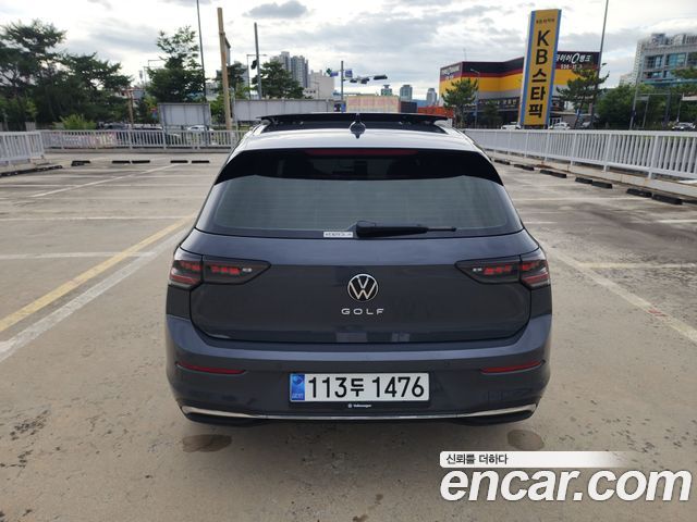 Volkswagen Golf 8-го поколения 2.0 TDI Prestige - фото 2