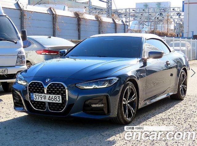 BMW 4-Series G22 420i M Sport Convertible - фото 1