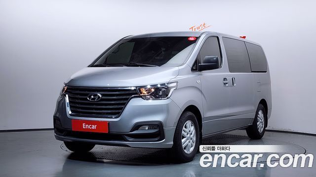 Hyundai Starex Новый Van 3-Seater Smart - фото 0