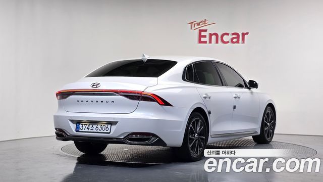 Hyundai Grandeur Новый IG 2.5 Le Blanc - фото 1