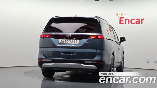 Kia Carnival 4-го поколения 9-Seater Prestige - фото 3