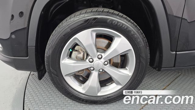Jeep Cherokee KL 2.4 Limited AWD - фото 4