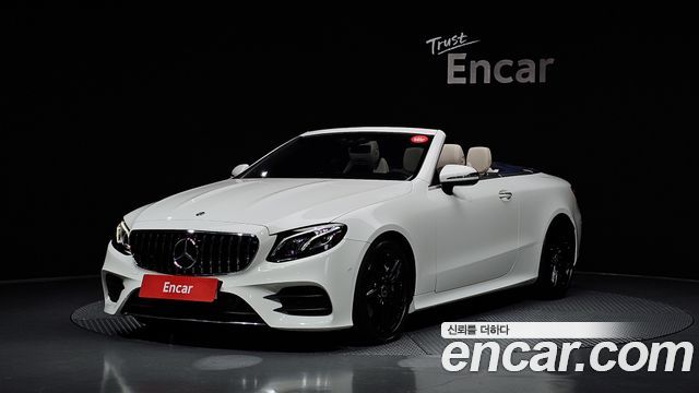 Mercedes-Benz E-Class W213 E220d Cabriolet - фото 0