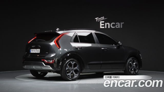 Kia Niro Совершенно новый Signature - фото 0