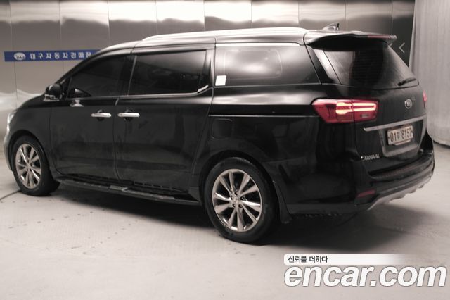 Kia Carnival Новый 9-Seater Prstige - фото 1