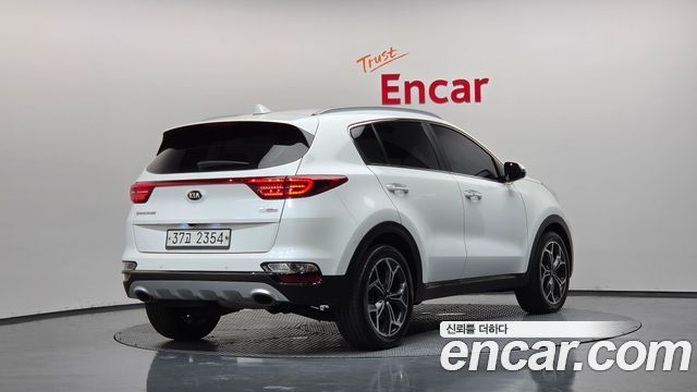 Kia Sportage Diesel 2.0 2WD Inteligent - фото 1
