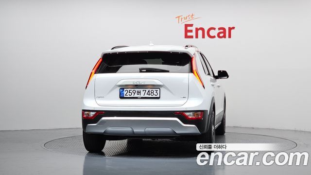 Kia Niro Совершенно новый Trendy - фото 3