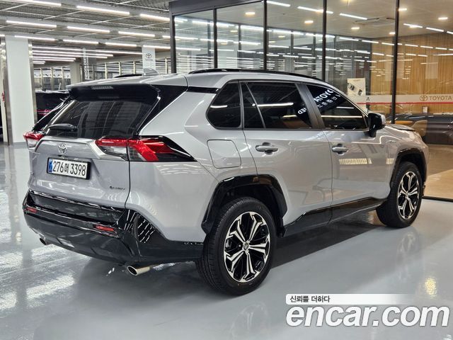 Toyota RAV4 5-го поколения 2.5 4WD PHEV XSE - фото 1