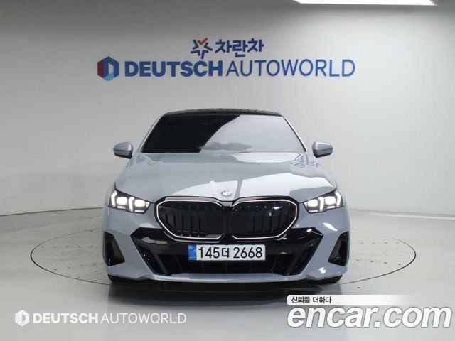 BMW 5-Series G60 520i Special Edition - фото 2