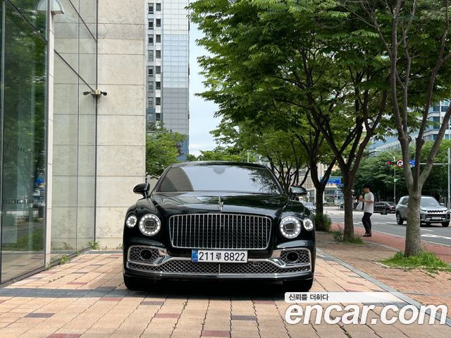 Bentley Flying Spur 3-го поколения 4.0 - фото 3