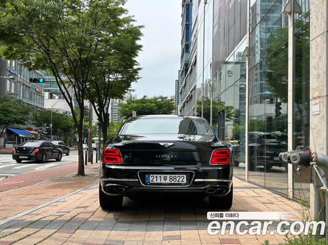 Bentley Flying Spur 3-го поколения 4.0 - фото 4
