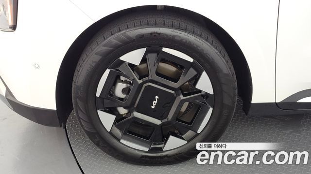 Kia Carnival Новый 4-го поколения HEV 9seater Signature - фото 4