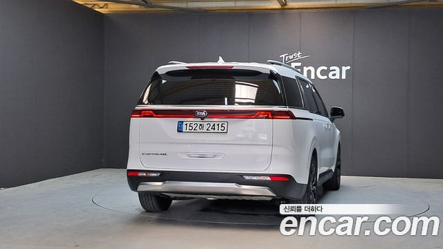 Kia Carnival 4-го поколения 9-Seater Signature - фото 3