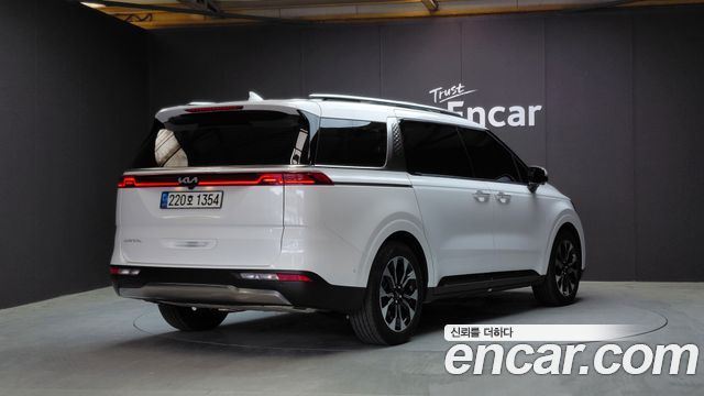 Kia Carnival 4-го поколения Gasoline 9-Seater Noblesse - фото 1