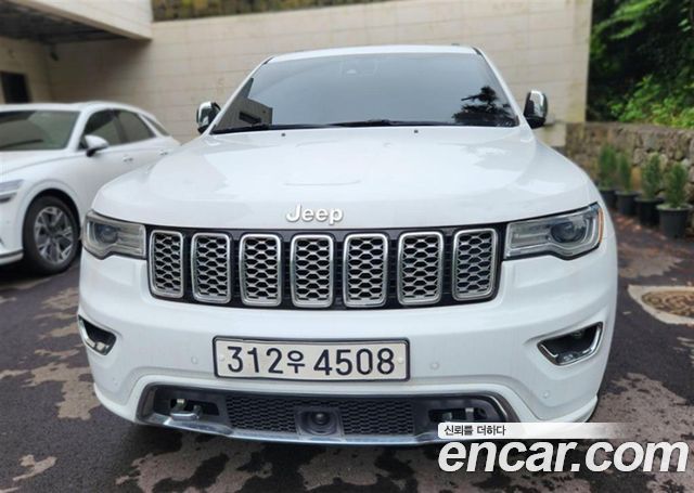 Jeep Cherokee 3.6 Overland WK2 - фото 0