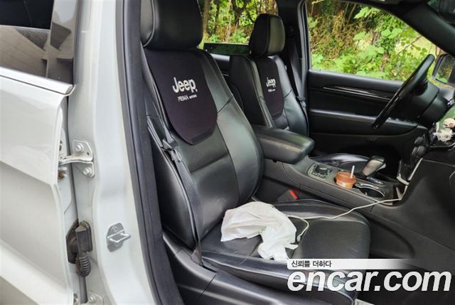 Jeep Cherokee 3.6 Overland WK2 - фото 3