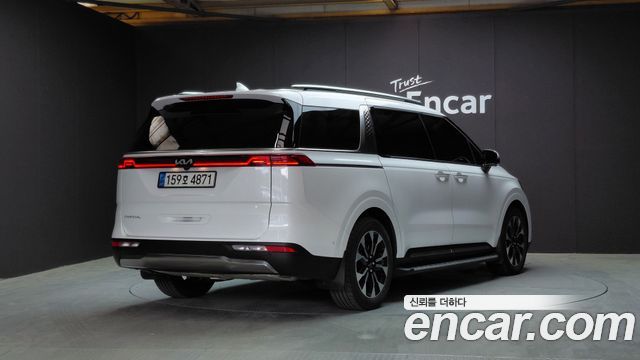Kia Carnival 4-го поколения 9-Seater Noblesse - фото 1
