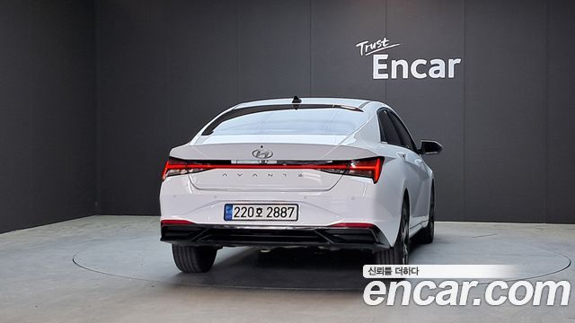 Hyundai Avante CN7 1.6 Inspiration - фото 3
