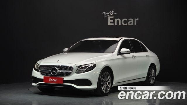 Mercedes-Benz E-Class W213 E300 4MATIC Avnatgarde - фото 0