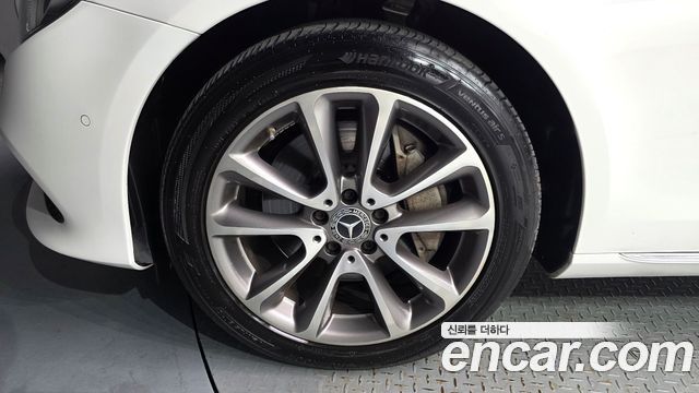 Mercedes-Benz E-Class W213 E300 4MATIC Avnatgarde - фото 4