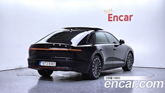 Hyundai Grandeur GN7, гибрид Calligraphy - фото 1