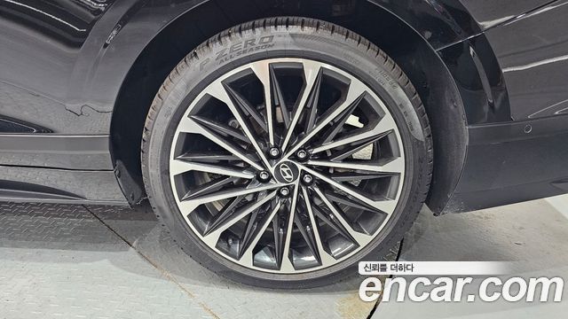 Hyundai Grandeur GN7, гибрид Calligraphy - фото 4