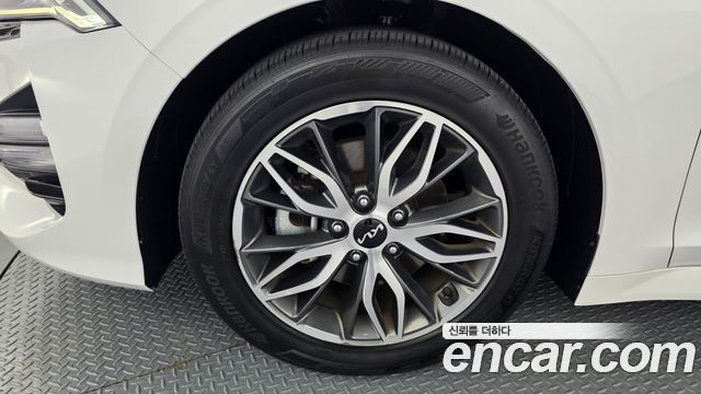 Kia K5 3-го поколения 2.0 LPI(Renter car) Trandy - фото 4
