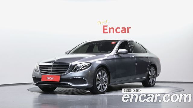 Mercedes-Benz E-Class W213 E400 4MATIC Exclusive - фото 0