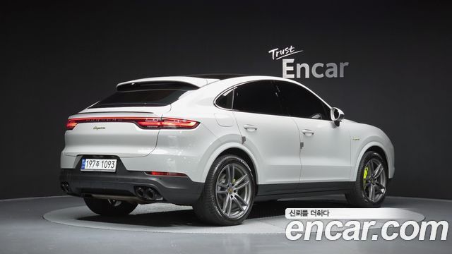 Porsche Cayenne PO536 3.0 E-Hybrid Coupe - фото 1