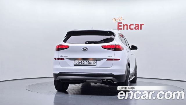 Hyundai Tucson Совершенно новый Diesel 2.0 2WD Modern - фото 3