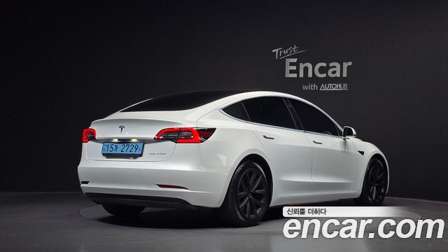 Tesla Model 3 Long Range AWD - фото 1