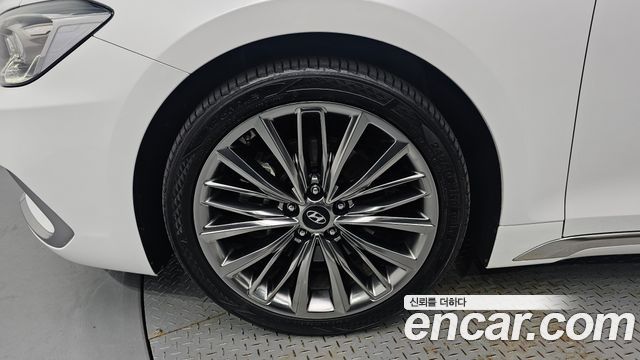 Hyundai Grandeur IG 3.0 Exclusive Special - фото 4