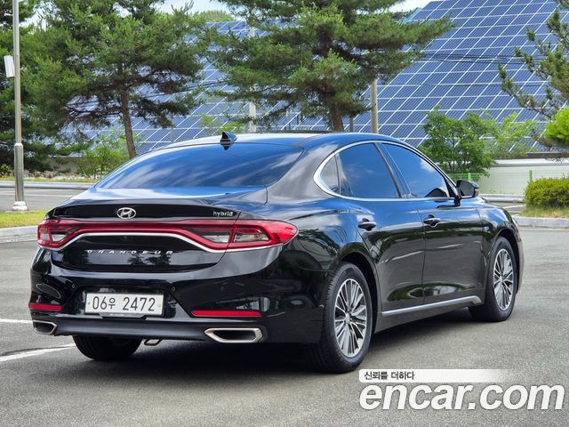 Hyundai Grandeur IG, гибрид Exclusive Special - фото 1