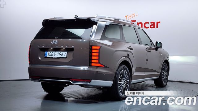 Hyundai Palisade LX3 HEV 2.5T 2WD 9-Seater Calligraphy - фото 1