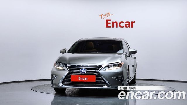 Lexus ES Supreme XV60 - фото 2